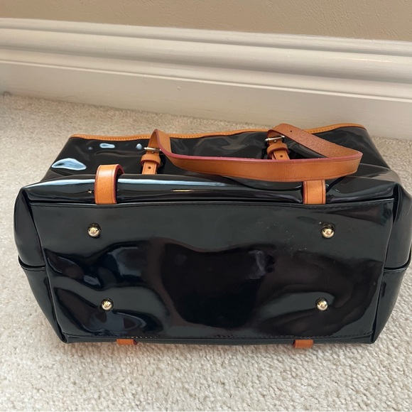 Vintage Dooney & Bourke black patent leather tote handbag - Picture 5 of 14